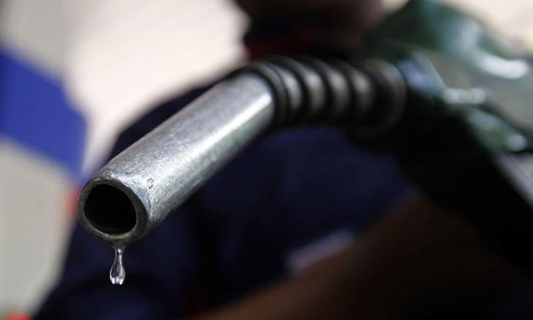 ഇന്ധനവില വീണ്ടും വർധിച്ചു; രണ്ടാഴ്ചയിൽ പെട്രോളിന് കൂടിയത് 7.65 രൂപ ഇന്ധനവില വീണ്ടും വർധിച്ചു; രണ്ടാഴ്ചയിൽ പെട്രോളിന് കൂടിയത് 7.65 രൂപ